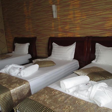 Hotel Vanilla Batumi Luaran gambar